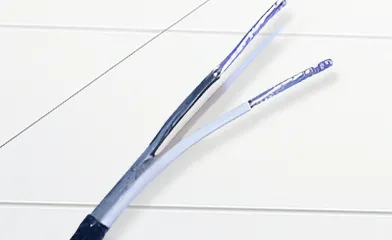 テザー型ドローン用ケーブル