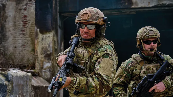 軍人